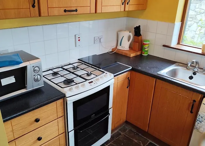 Vakantiehuis Cozy 2 Bedroom House, Town, Near To Westport, Achill & Clifden
