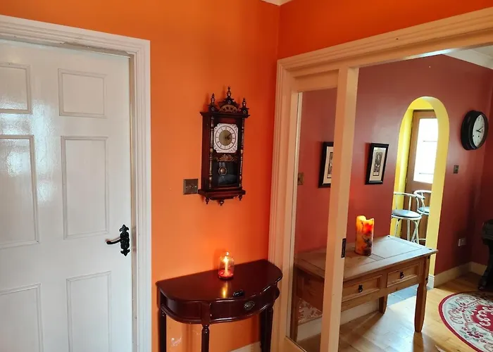 Cozy House, Castlebar Town, Near To Westport, Achill & Clifden Semesterbostad *